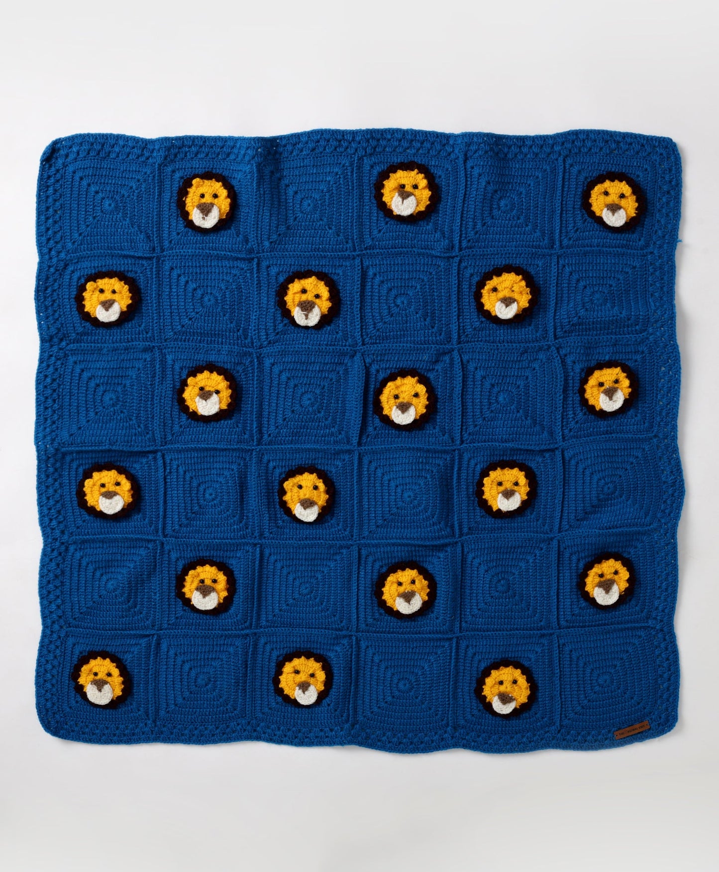 The Roar Blanket - Dark Blue